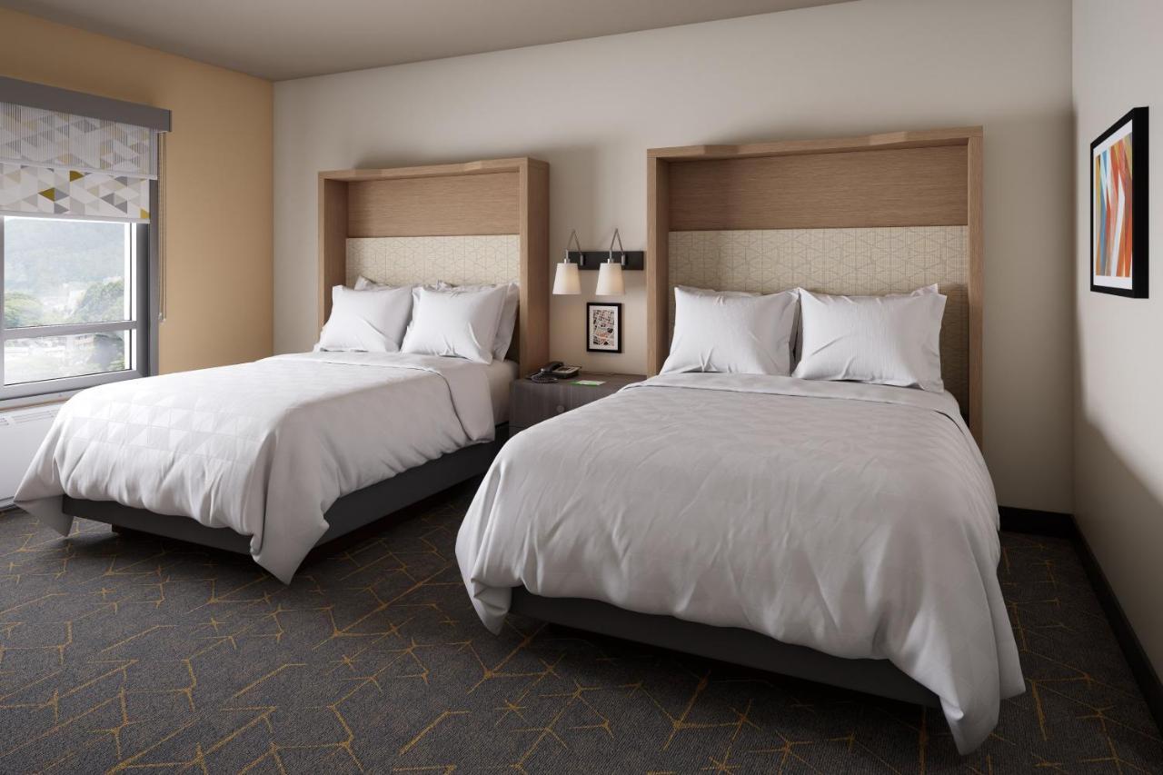 Holiday Inn - Kansas City - Northeast By Ihg Exterior photo